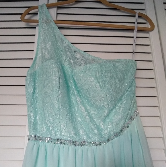 Aqua formal dress - Picture 2 of 4